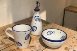 Alternative view of Taza "pececitos"